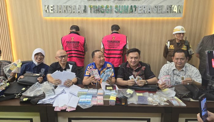 Kejaksaan Tangkap Tangan Kepala Dinas Tenaga Kerja Sumatera Selatan dalam Kasus Korupsi Penerbitan Surat Perizinan