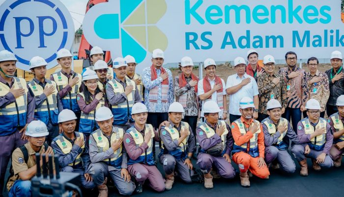 Walikota Medan Dampingi Wamenkes Groundbreaking Oncology Center Building Adam Malik Hospital