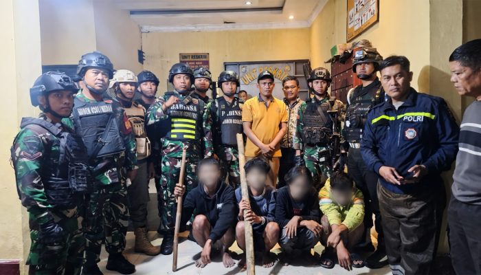 Patroli Gabungan Kodam I/BB Amankan Empat Remaja Bersenjata Tajam di Medan Marelan