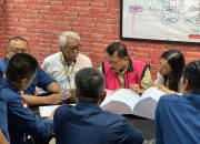 Jampidsus Serahkan Tersangka dan Barang Bukti Tahap II dalam Kasus Permufakatan Jahat