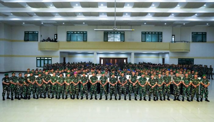 Pangdam I/BB Beri Penghargaan kepada Prajurit TNI-Polri dan Satpol PP dalam Pemberantasan Narkoba dan Kejahatan Jalanan