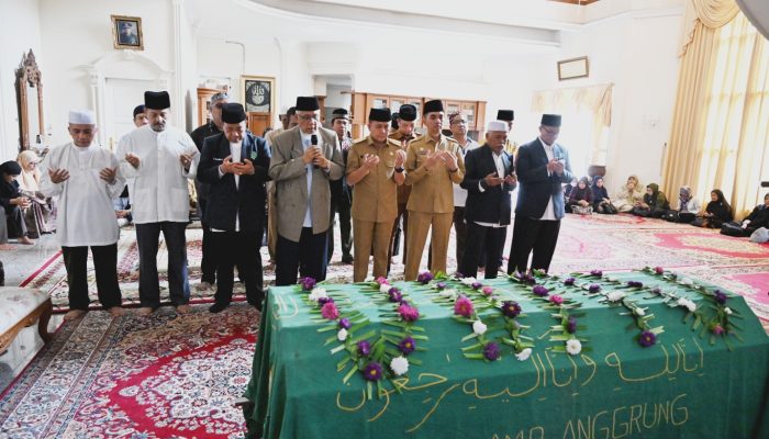Pj Gubernur Sumut Fatoni Sampaikan Belasungkawa atas Wafatnya Yuniar Pane