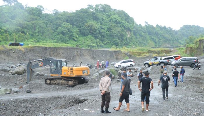 PMII Tantang Polres Blitar Kota untuk Konsisten Tertibkan Tambang Ilegal di Bumi Penataran