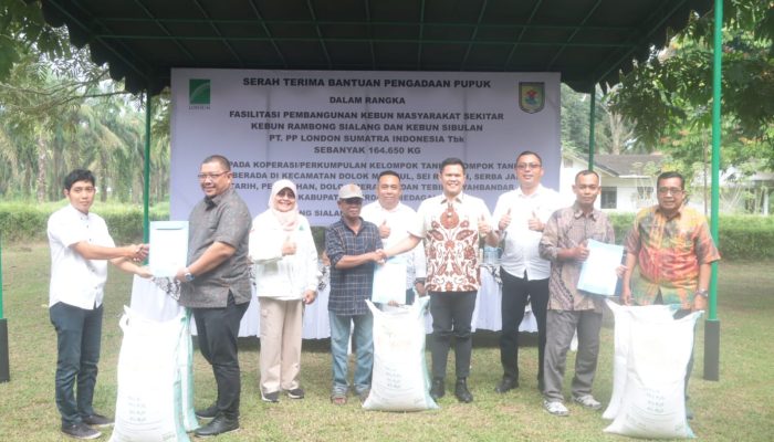 Meningkatkan Kesejahteraan Petani Melalui Kemitraan, Bantuan Pupuk PT. Lonsum untuk 16 Kelompok Tani di Sergai