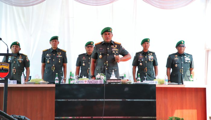 Pangdam I/BB Beri Motivasi Prajurit Yonif 100/PS Jelang Penugasan ke Papua