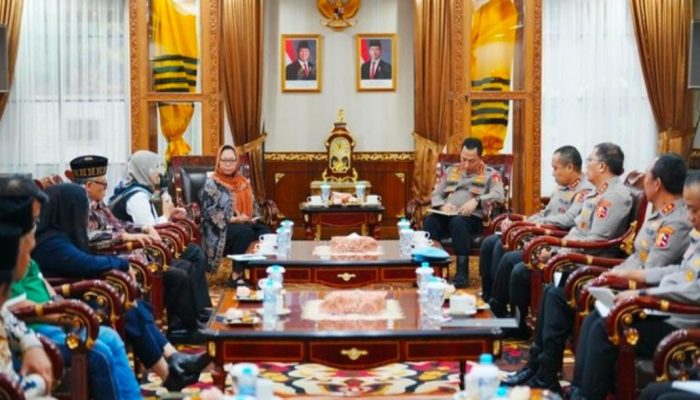 Kapolri dan Ketua PBNU Alissa Wahid Bahas MoU Penanganan Kekerasan di Pesantren