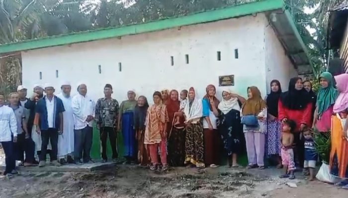 Relawan FPI Sumut Rampungkan Pembangunan MCK untuk Korban Banjir Bandang di Kota Tua, Tapanuli Selatan