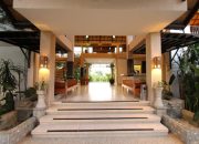 Puri Sari Beach Hotel: Penginapan Nyaman dengan Pemandangan Pantai di Labuan Bajo