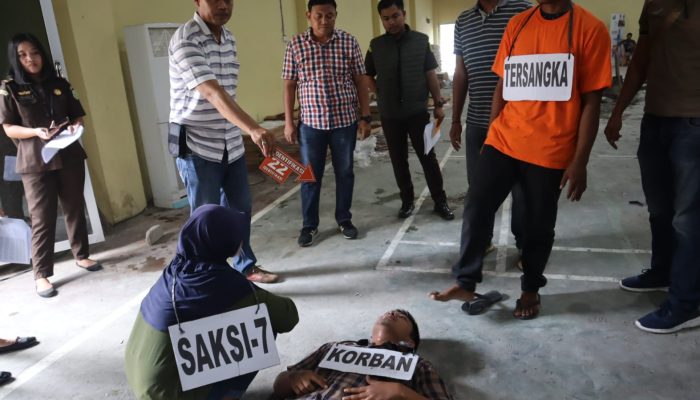 Tersangka Lakukan 24 Adegan Saat Membunuh Sujarwo