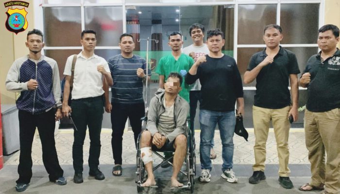 Curi Kereta Lalu Dilego, Duitnya Untuk Main Judi, Kaki Residivis Ditembak, Ampun Nggak Ya…