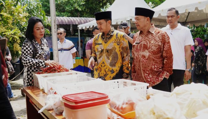 Wali Kota Tebing Tinggi Tinjau Gerakan Pangan Murah, Imbau Masyarakat Tidak Menimbun Bahan Pokok