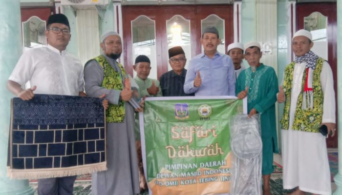 DMI Kota Tebing Tinggi Salurkan Bantuan ke 25 Masjid, Perkuat Semangat Ibadah Ramadan