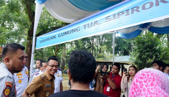 Zakiyuddin Tinjau Pendaftaran Mudik Gratis Pemko Medan 2025