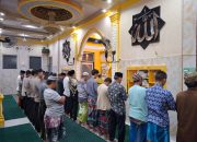 Polsek Sibolga Selatan Laksanakan Sholat Taraweh dan Tadarus Bersama Warga