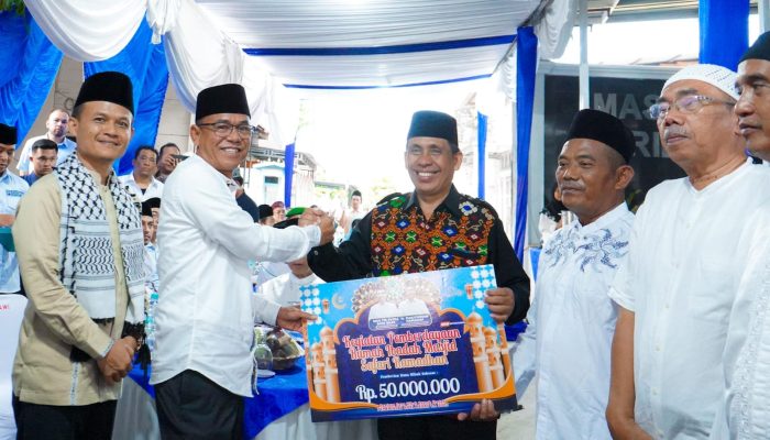 Safari Ramadan ke Masjid Ar Ridho Medan Helvetia, Zakiyuddin Berharap Semangat Berbagi Kian Meningkat