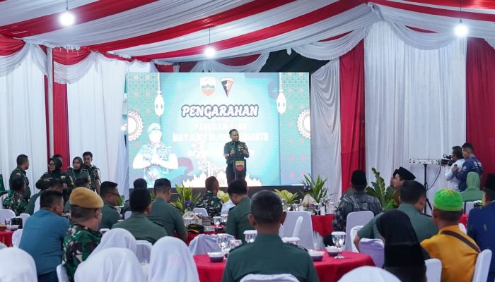 Safari Ramadhan di Yonarmed 2/KS, Pangdam I/BB Tekankan Soliditas dan Kepedulian