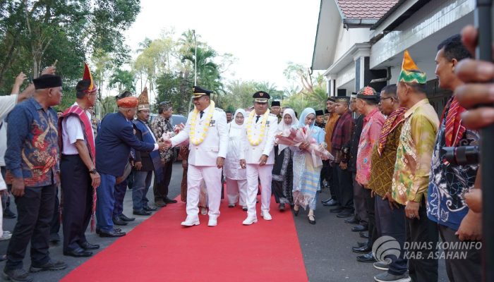 Lantunan Marhaban Sambut Kedatangan Bupati dan Wakil Bupati Asahan