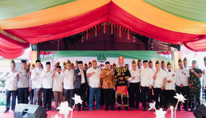 Wali Kota dan Wakil Wali Kota Tanjungbalai Hadiri Pelantikan DPD Aceh Sepakat Periode 2025-2030