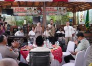 Open House Hari Raya Idulfitri di Kediaman Wakil Wali Kota Medan, Rico Wass Dendangkan Dua Buah Lagu 