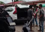 Empat Kendaraan Dibakar, Dipicu Rebutan Lahan Bentrok Dua Kelompok Massa