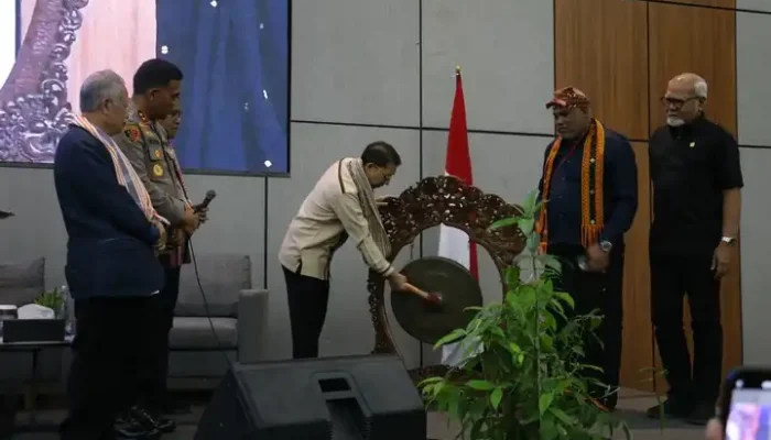 Menteri Kebudayaan Fadli Zon dan Gubernur Melki Laka Lena Dorong Anak Muda Bangun NTT Lewat Budaya