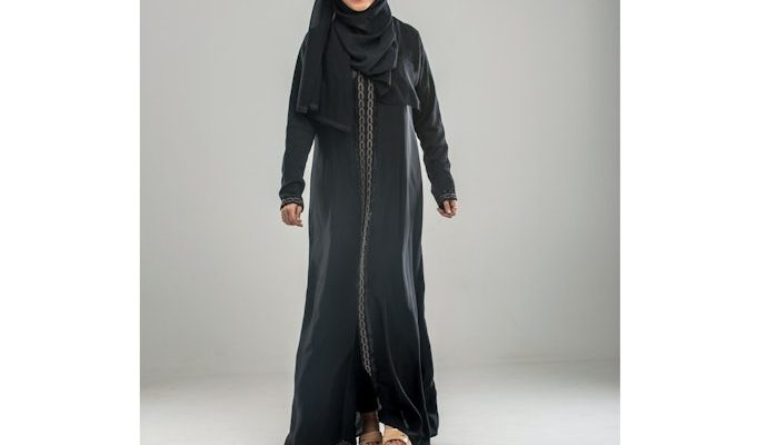 Simbol Komitmen Terhadap Ajaran Islam Dalam Berpakaian:Mengapa Abaya Jadi Pilihan Muslimah Modern? Ini Alasannya