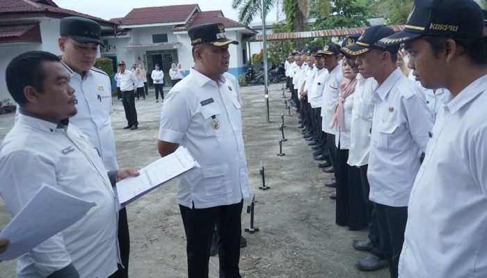 Pimpin Apel Di Kecamatan, Minta Perangkat Kecamatan Dan Kelurahan Disiplin