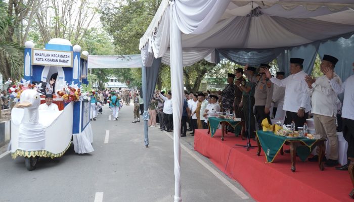 Bupati Asahan Lepas Parade Kafilah MTQ Ke-56 Kabupaten Asahan
