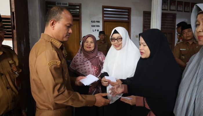 Pemko Tanjungbalai Salurkan 1.891 Bantuan Sosial untuk Guru Mengaji, Petugas Pemakaman, dan Guru Keagamaan
