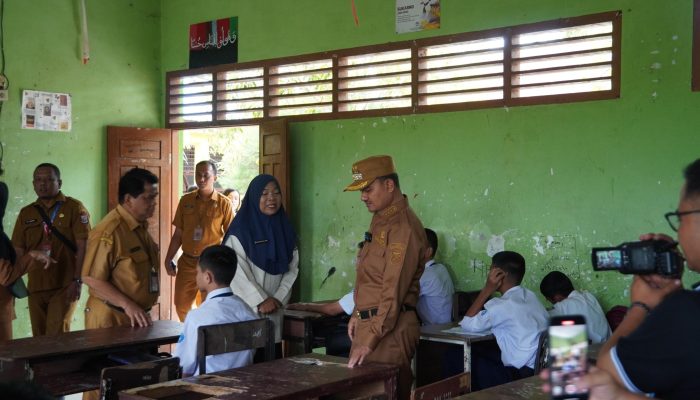 Monitoring Fasilitas Pendidikan, Wali Kota Tanjungbalai Kunjungi SMPN 2 dan SDN 132402