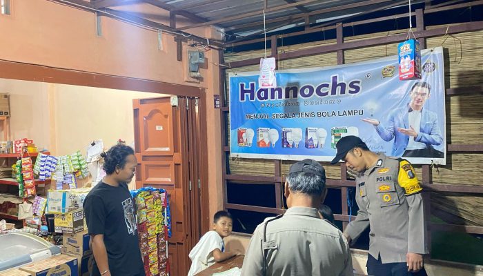 Menjaga Malam di Tanah Kerajaan