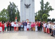 Kenakan Baju Khas Maluku, Wali Kota Medan Rico Waas Pimpin Ziarah Pahlawan Pattimura