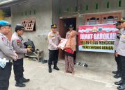Uluran Tangan di Jumat Berkah, Polsek Teluk Mengkudu Bantu Warga Dhuafa dan Penderita Sakit Menahun