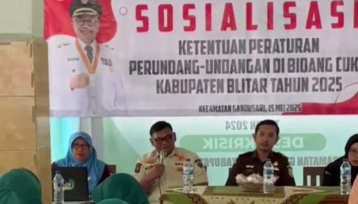 Satpol PP Blitar Libatkan Ibu-Ibu PKK Sosialisasikan Bahaya Rokok Ilegal