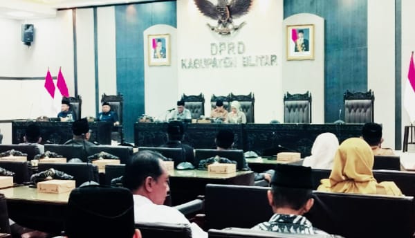DPRD Blitar Bahas Raperda RPJMD 2025–2029, Bupati Tegaskan Komitmen Pembangunan Berkelanjutan