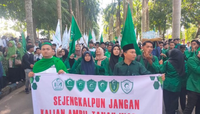 Demo Kantor Bupati Deli Serdang, Massa Al-Washliyah Sempat Ricuh