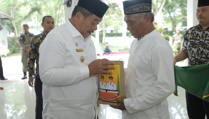 Bupati Asahan Minta Calon Jama’ah Haji Manfaatkan Ilmu Manasik