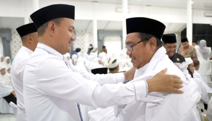Wali Kota Bersama Forkopimda Tepung Tawari 117 Calon Jamaah Haji Kota Tanjungbalai