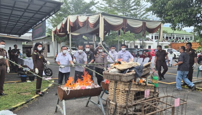 Kejari Sergai Musnahkan Barang Bukti 118 Perkara Inkracht