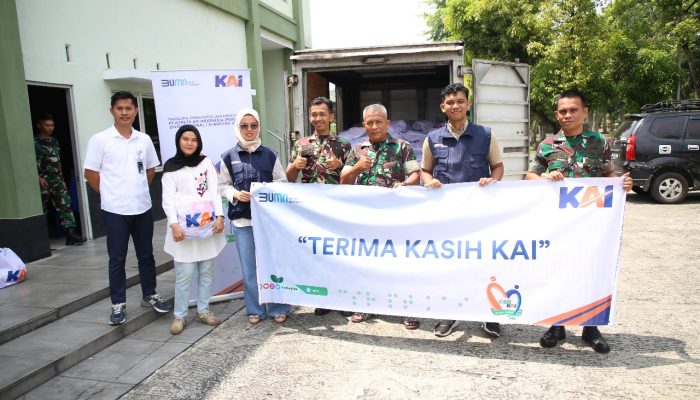 KAI Divre I Sumut Salurkan Bantuan TJSL untuk Panti Asuhan di HUT ke-75 Kodam I/BB