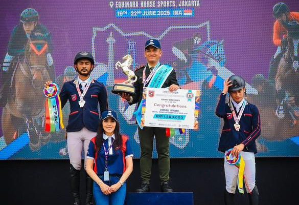 Letda Kav Yosua Sitorus Raih Juara di Kejuaraan Berkuda Internasional