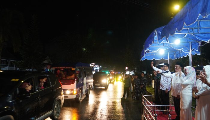 Wali Kota dan Wakil Wali Kota Tanjungbalai Lepas Pawai Takbir Meriahkan Idul Adha