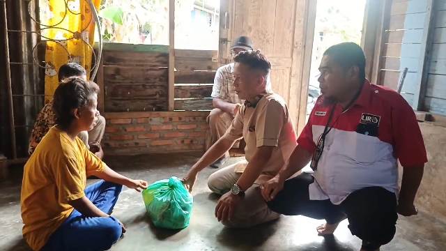 Wujudkan Rasa Syukur, ALISS Berbagi  Kepada Pasutri Kurang Mampu