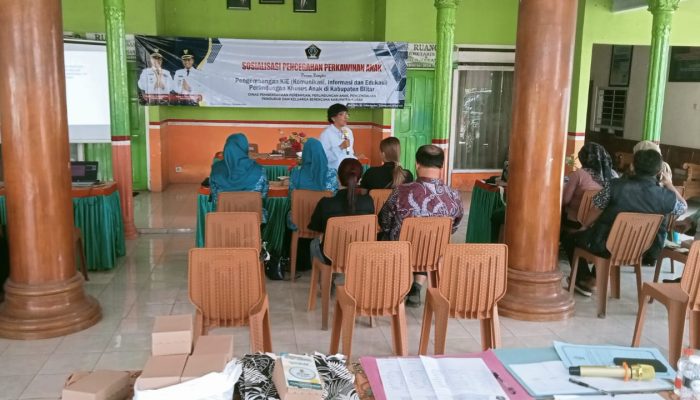Desa Tuliskriyo dan DP3AP2KB Kabupaten Blitar Gelar Sosialisasi Pencegahan Perkawinan Anak