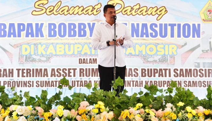 Gubernur Sumut Serahkan Aset Rumah Dinas ke Pemkab Samosir