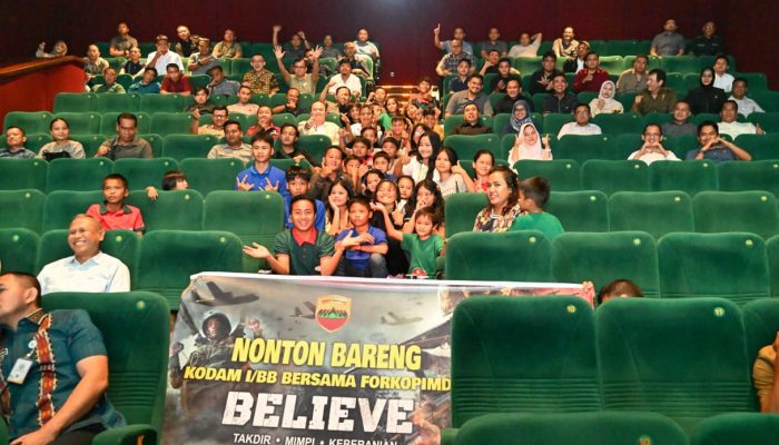 Kapolda Sumut Nonton Bareng Film “Believe” bersama Pangdam I/BB, Gubernur Sumut, Forkopimda Prov. Sumut dan Siswa-siswi SMP dan SMA Kota Medan