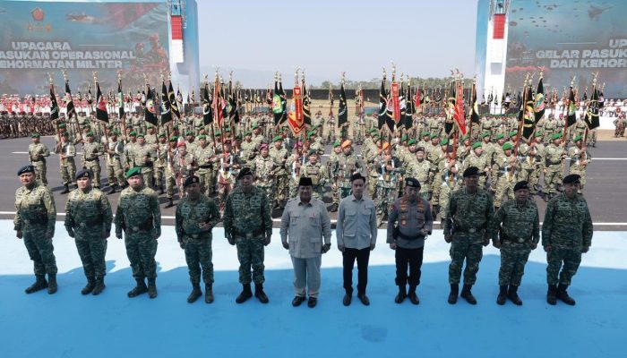 Prabowo Lantik Wakil Panglima TNI dan Ratusan Perwira, Tegaskan Pemimpin Harus Beri Contoh