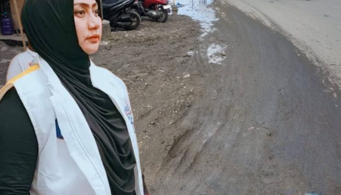 Galian Dibiarkan di Jalan Alfalah Raya, Warga Jatuh Jadi Korban