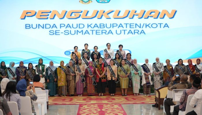 Ny Yusnila Indriati Taufik Dikukuhkan Sebagai Bunda Literasi Dan Bunda PAUD Asahan