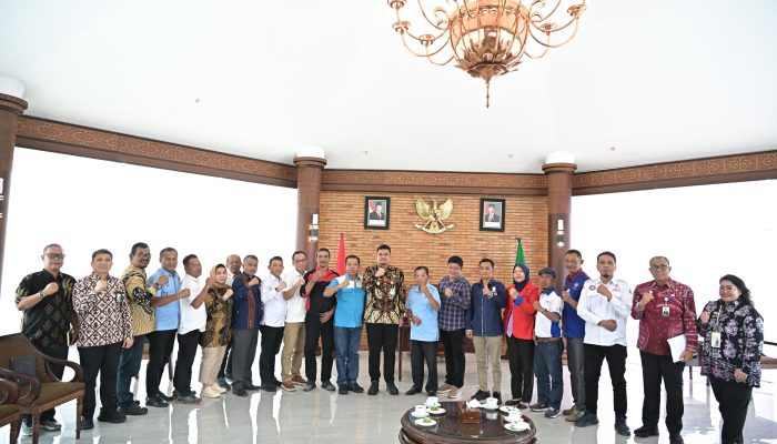 Gubernur Bobby Nasution Bertemu Serikat Buruh, Bahas Lanjutan Kenaikan Upah dan Rumah Subsidi